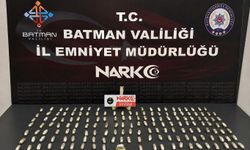 Otobüs yolcularının midesinden uyuşturucu çıktı
