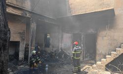 Şanlıurfa'da motosiklet deposunda yangın