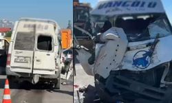 Yolcu minibüsü ile kamyon çarpıştı: 3 ölü, 2 yaralı