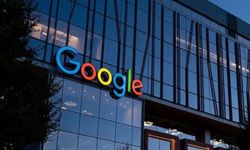 AB'den Google'a 890 milyon euro para cezası