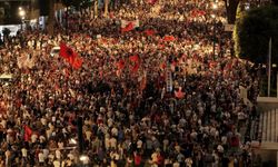 Arnavutluk'ta 'Flamingo devrimi' protestoları sürüyor: 18 gözaltı