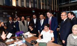 Bakan Kurum, Malatya'nın yeni nesil şehir kütüphanesinde gençlerle buluştu