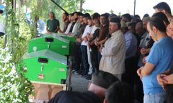 Batman'da silahlı saldırıda hayatını kaybeden Direk ailesinin 3 ferdi defnedildi