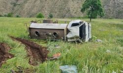 Bingöl'de su tankeri uçuruma yuvarlandı: 1 ölü, 1 ağır yaralı