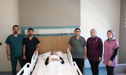 Gaziantep'te 13 yaşındaki hasta üç aşamalı omurga ameliyatıyla tedavi edildi