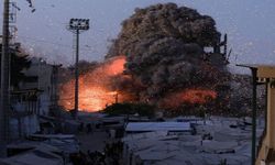 Gazze'de El-Muttakin Camisi bombalandı
