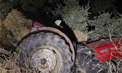 İzmir'de traktör kazası: Sürücü yolda hayatını kaybetti