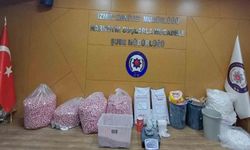 İzmir'de uyuşturucu üretim merkezine operasyon: 2 şüpheli tutuklandı