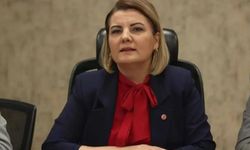 İzmit Belediye Başkanı ve eşi dahil 20 kişi tutuklandı