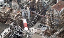 Japonya'da deprem sonrası bir ev ve bir fabrika çöktü: Bir ölü çok sayıda işçi kayıp