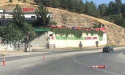 Kezer Köprüsü'nde kırılan dubalar trafik güvenliğini tehdit ediyor