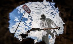 Kongo'da Ebola krizi derinleşiyor: Sağlık çalışanları maaş alamayınca greve gitti