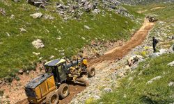 Kozluk'ta 10 kilometrelik mezra yolu yeniden ulaşıma açıldı
