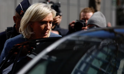 Le Pen, 2027 Fransa Cumhurbaşkanlığı seçimleri için adaylığını açıkladı