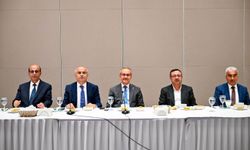 Malatya'da iş dünyasıyla ekonomik kalkınma toplantısı