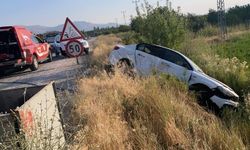 Malatya'da kamyonet ile otomobil çarpıştı: 3 yaralı