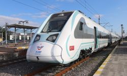 Milli Elektrikli Tren Halkalı-Uzunköprü hattında hizmete başladı