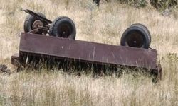 Muş'ta traktör römorku devrildi: Bir kişi hayatını kaybetti, 23 kişi yaralandı