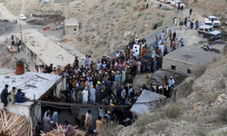 Pakistan'da kömür madeninin çökmesi sonucu 11 madenci hayatını kaybetti