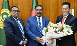 Şahabuddin'in istifasının ardından Bangladeş parlamento başkanı cumhurbaşkanlığı görevini üstlendi