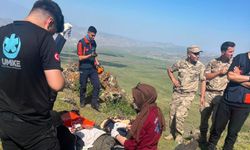Tendürek Dağında mahsur kalan hasta 7 saatlik çalışmanın ardından kurtarıldı