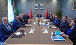 Turgut Özal Tıp Merkezi'nin İhtiyaçları Cumhurbaşkanı Yardımcısı Yılmaz'a aktarıldı