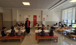 '1001 Vakıf Hayır Şartı' doğrultusunda Gaziantep'te 750 çocuğa meyve ikramı