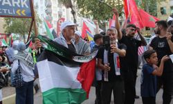 Adana'da Filistin Vicdan Konvoyu coşkuyla karşılandı: 'Menzilimiz Kudüs ve Mescid-i Aksa'