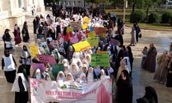 Adana'da yüzlerce kız çocuğu 'Niyet Ettim Örtünmeye' programında tesettüre girdi