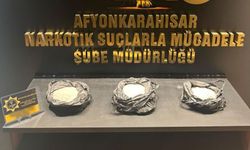 Afyonkarahisar'da 5 kilogram sentetik ecza ele geçirildi