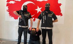 Azerbaycan'da yakalanan suç örgütü şüphelisi Türkiye'ye getirildi