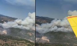 Balıkesir Sındırgı'daki yangına havadan ve karadan müdahale ediliyor