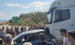 Bursa'da trafik kazası: 1 ölü, 2 yaralı