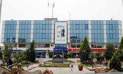 CHP'li Menderes Belediyesi'ne rüşvet operasyonu: 21 gözaltı