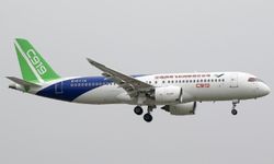 Çin'in yerli yolcu uçağı C919 ilk uluslararası ticari uçuşunu gerçekleştirecek