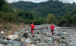 Giresun'da sele kapılan dayı ve yeğeni için arama çalışmaları 4. gününde