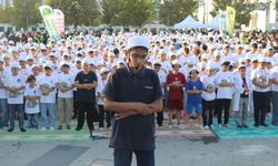 'Hayat Namazla Güzeldir' programı İstanbul'da yoğun katılımla gerçekleşti