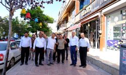 HÜDA PAR Van İl Başkanlığı, yıllardır mülkiyet sorunu yaşayan esnafla bir araya geldi