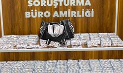 İzmir'de uyuşturucu operasyonu: 9 bin 184 sentetik ecza ele geçirildi