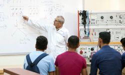 Kontrol ve Otomasyon Teknolojisi Programı, öğrencilerine mezun olmadan iş kapısı açıyor