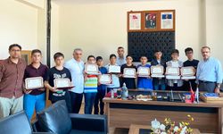 Malatya'da hafızlık eğitimini tamamlayan öğrenciler belgelerini aldı