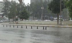 Meteoroloji'den sağanak ve kuvvetli rüzgâr uyarısı