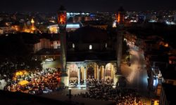 Mevlid Kandili Konya'daki camilerde yoğun katılımla idrak edildi