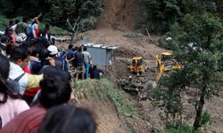 Nepal'de toprak kayması: 7 ölü, 5 kayıp