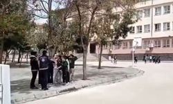 Okullarda güvenliğin artırılmasına yönelik 30 bin güvenlik görevlisi alınacak
