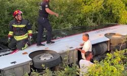 Samsun'da özel halk otobüsü şarampole devrildi: 21 yaralı