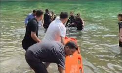 Şırnak'ta bot devrildi: Bir ölü