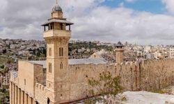 Siyonist rejim temmuz boyunca Harem-i İbrahim Camii'nde ezanı engelledi