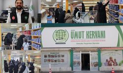 Umut Kervanı Bursa'da yüzlerce aileye gıda ve nakdi yardımında bulundu