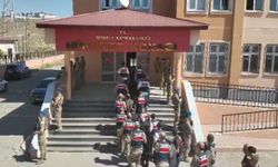 8 ilde organize suç örgütlerine yönelik operasyon: 76 şüpheli yakalandı